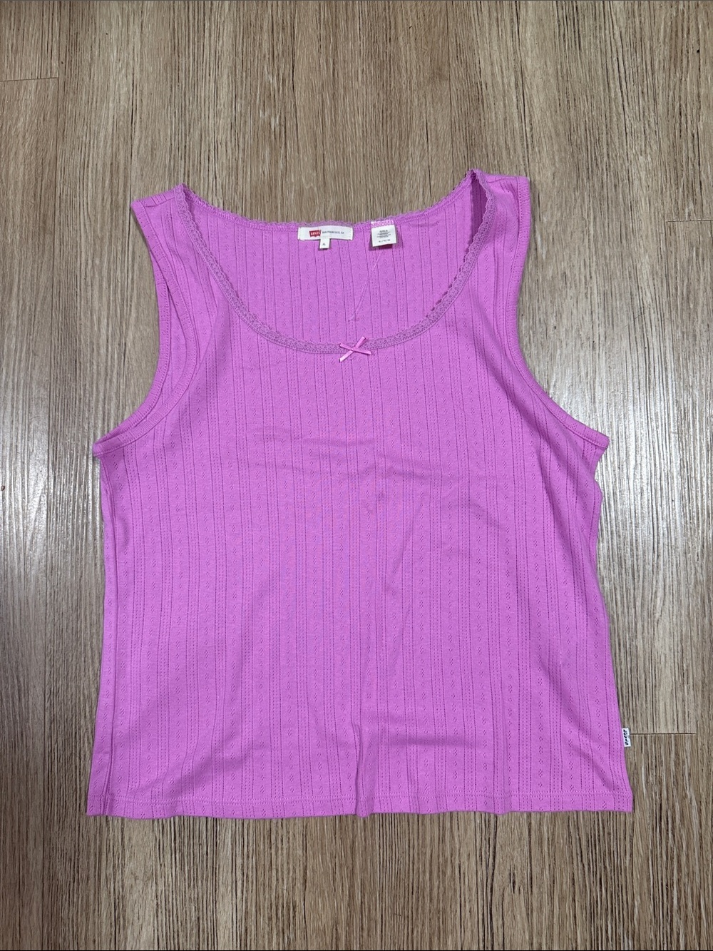 New Levi’s Women’s Pink Ribbed Tank Top